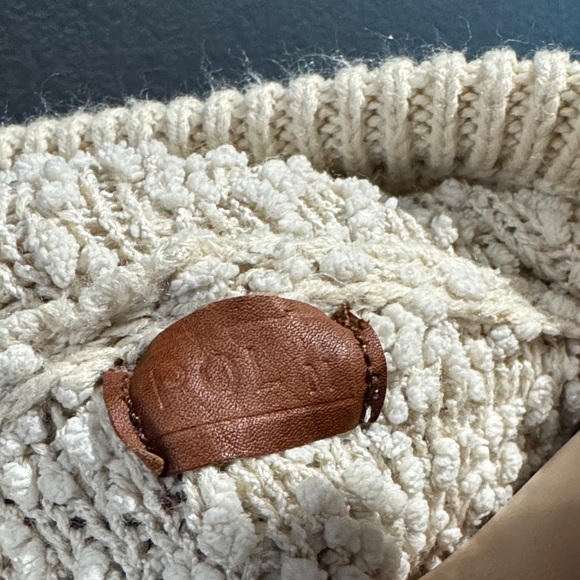Cozy Cream Hooded Sweater M - Picture 2 of 9